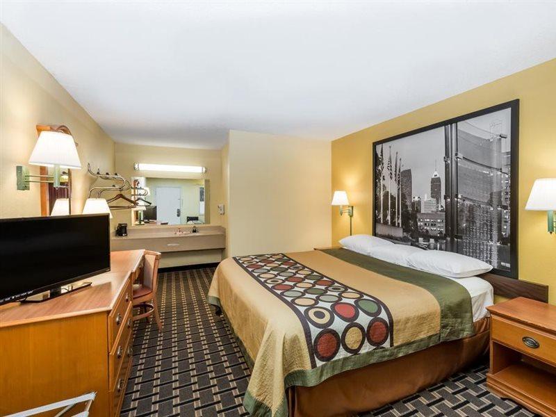 Super 8 By Wyndham Indianapolis-Southport Rd Motel Ngoại thất bức ảnh