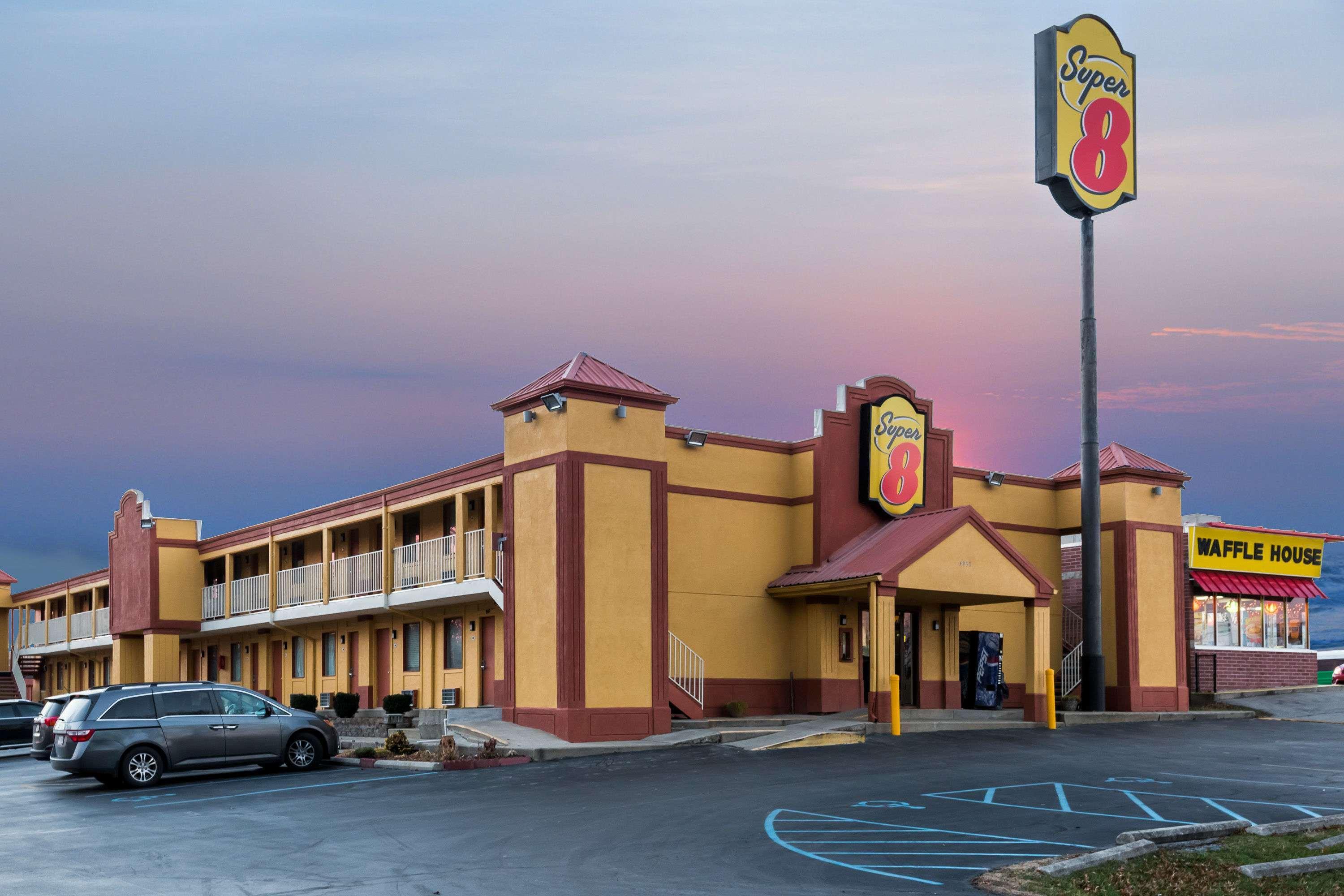 Super 8 By Wyndham Indianapolis-Southport Rd Motel Ngoại thất bức ảnh